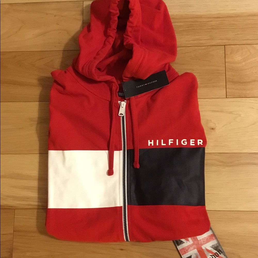 NWT Tommy Hilfiger red logo flag jacket/ hoodie - Picture 3 of 3